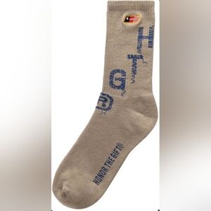 New In The Bag! Mens Honor The Gift Coyote Socks!!